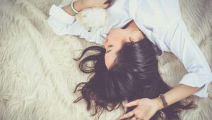 5 tips tingkatkan kualitas tidur setiap malam 1 Girl 1733352 960 720 - patriapos indonesia