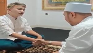Lebaran pertama sebagai mualaf: ini deretan pesohor tanah air yang meyakinkan mengucapkan dua kalimat syahadat di tahun 2025 1 Img 20250401 010357 - patria pos