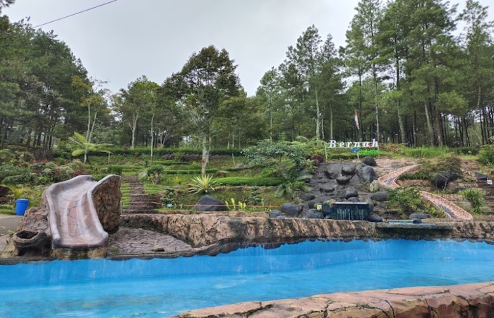 Jelajahi Pesona Kabupaten Mojokerto: 8 Surga Wisata Tersembunyi di Jawa Timur 2025 - Patriapos