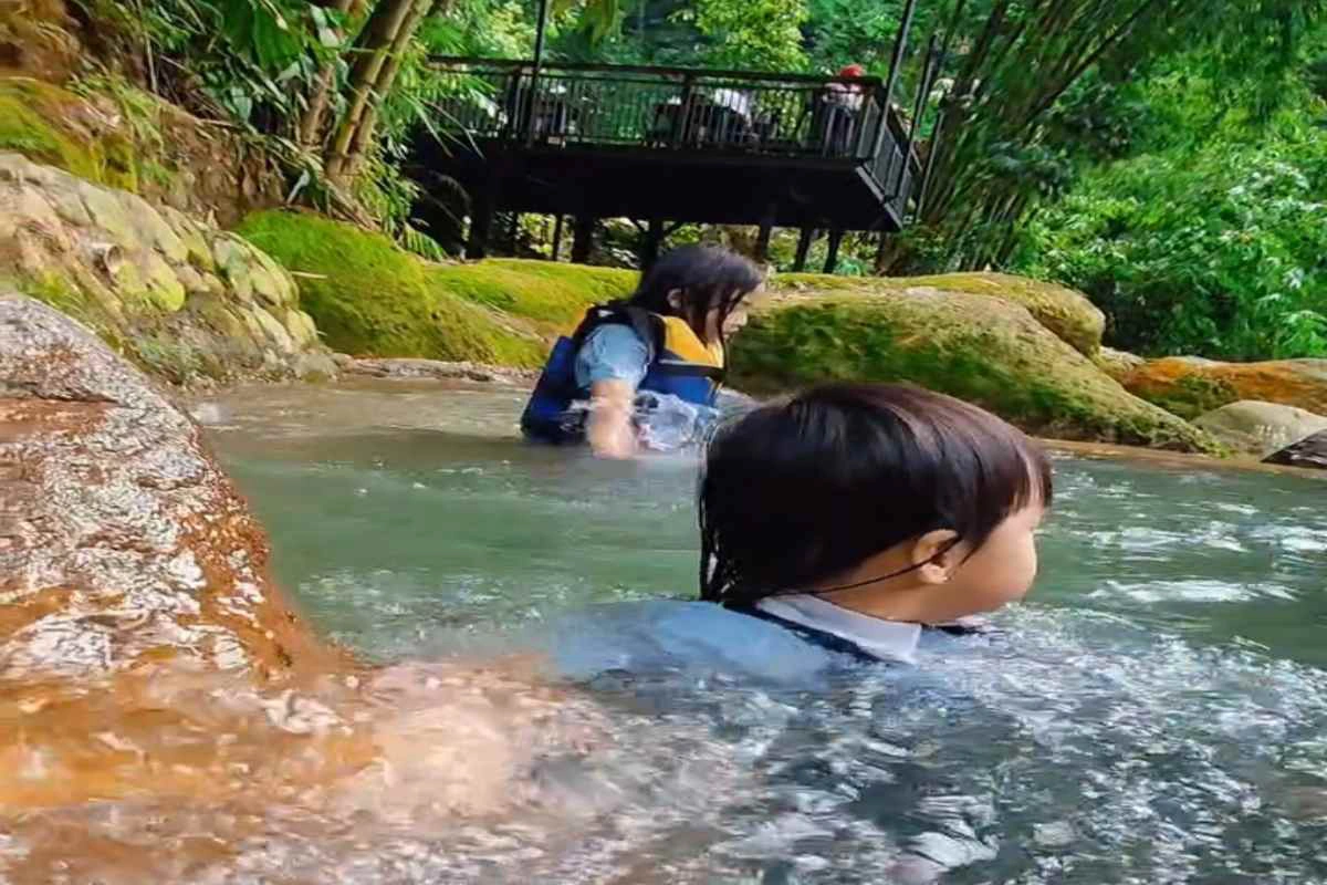 5 wisata terbaru di bogor 2025 yang lagi viral, wajib masuk bucket list! 5 Destinasi wisata kopi tubing