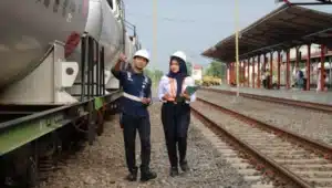 Optimalisasi distribusi energi, kai daop 7 madiun angkut 230 ribu kl bbm via kereta api 1 Kai - patria pos