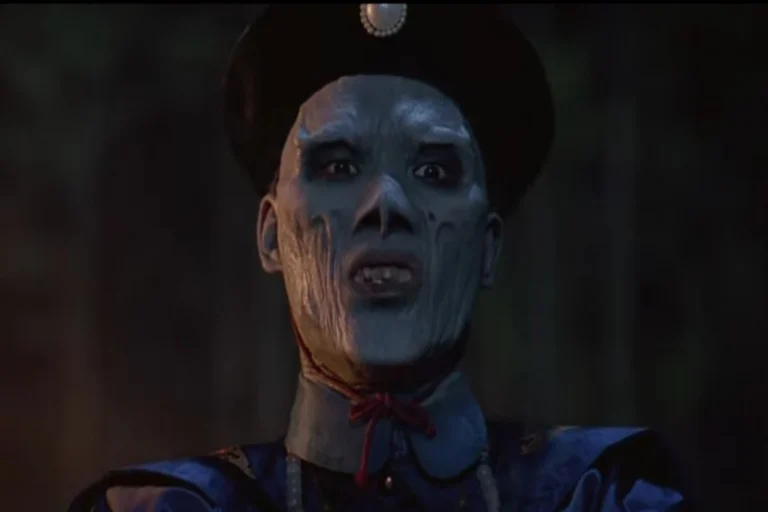 Ilustrasi Jiangshi sosok yang lebih dikenal sebagai vampire
