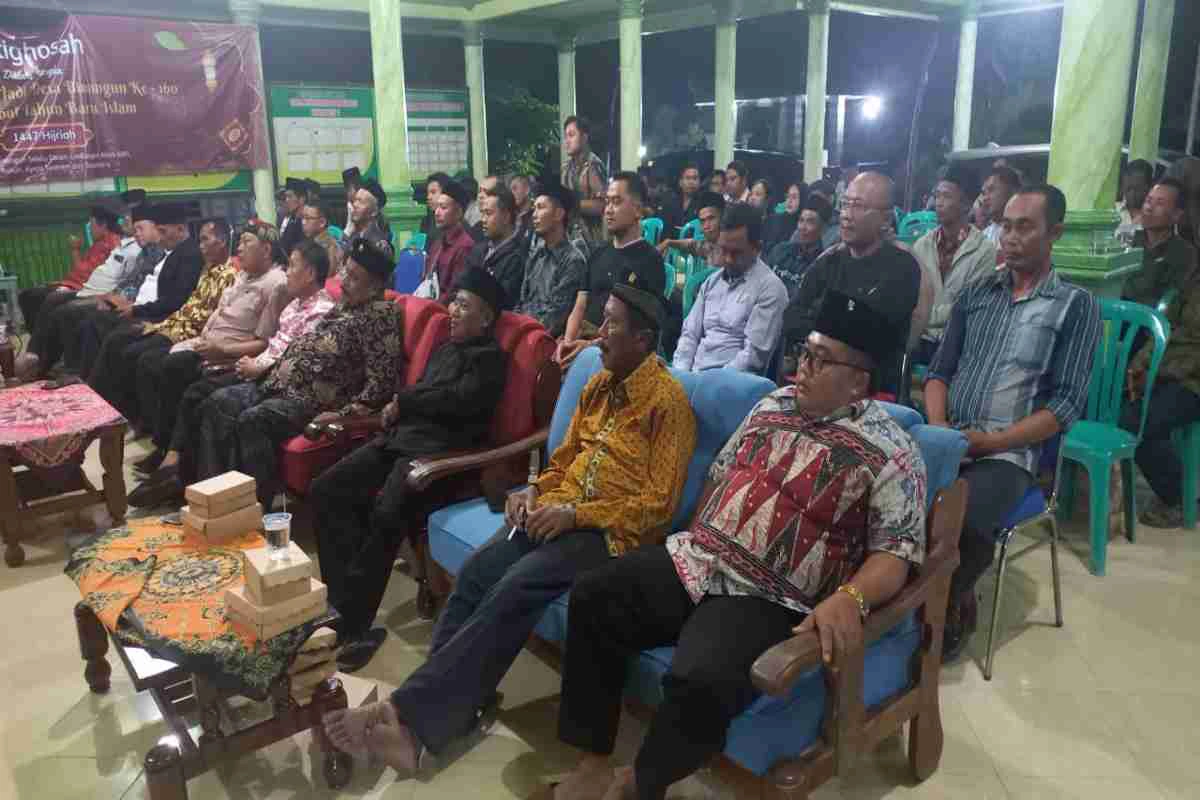Guntur wahono dorong sinergi desa, bumdes, dan koperasi untuk kemandirian ekonomi masyarakat 1 Suasana kegiatan reses masa sidang ii tahun 2025 bersama anggota dprd jawa timur.