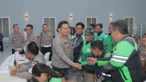 Kapolres Blitar AKBP Arif Fazlurrahman membuka pelatihan Penanggulangan Penderita Gawat Darurat (PPGD) bersama RSUD Ngudi Waluyo, Jasa Raharja, Ojek Online, dan Komunitas Supeltas.