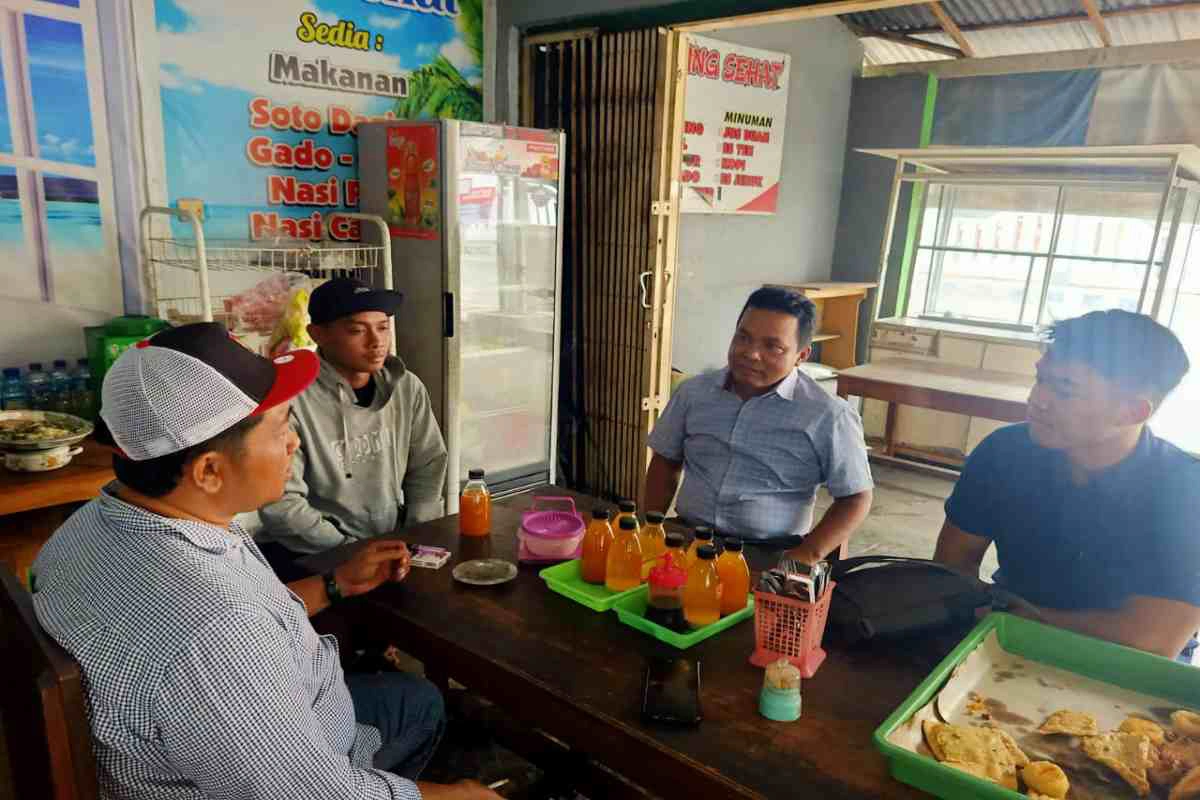 Kapolres Blitar AKBP Arif Fazlurrahman bersama jajarannya melakukan klarifikasi terkait laporan dugaan pelanggaran prosedur oleh oknum anggota Sat Reskrim.