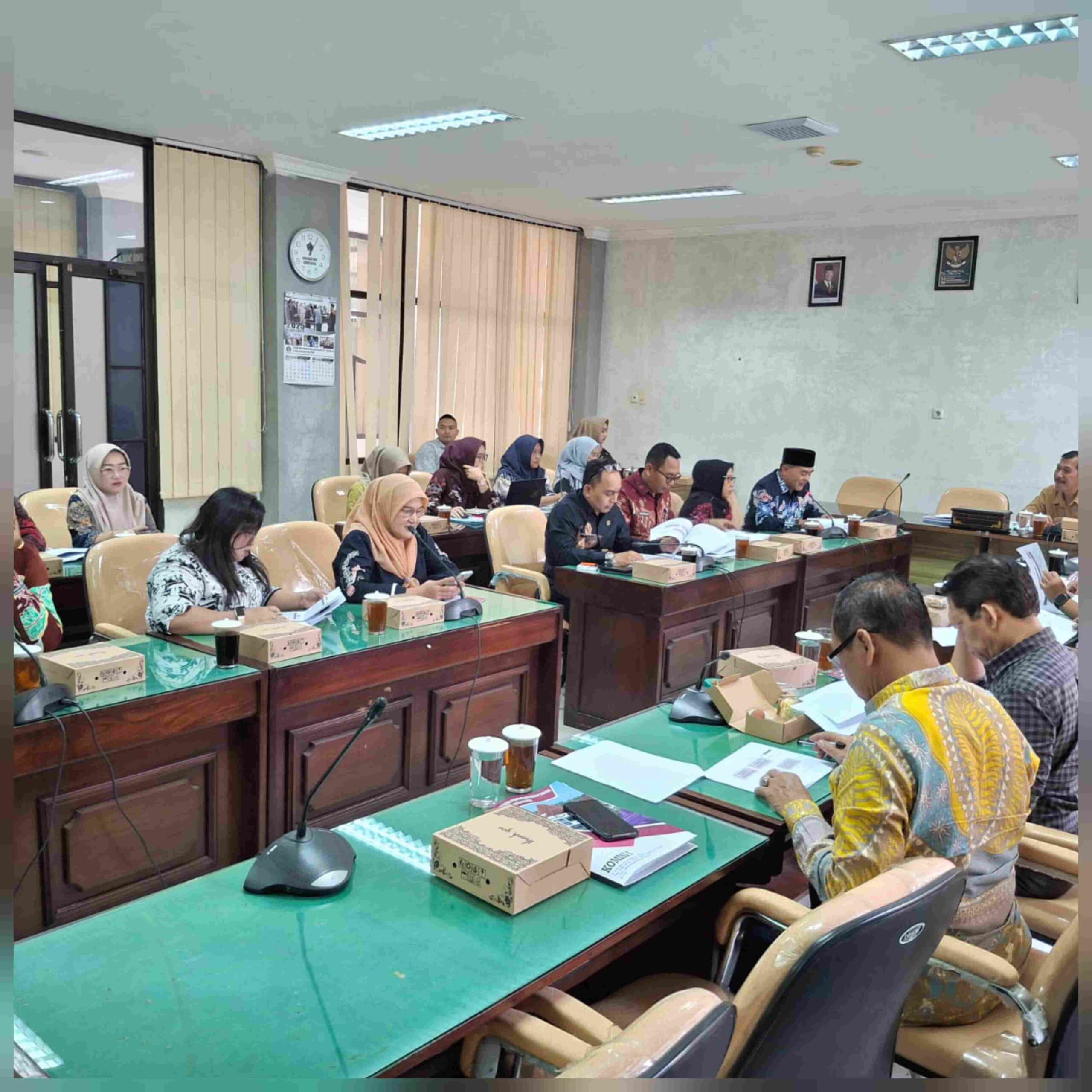 Dokumentasi kegiatan anggota DPRD Kabupaten Blitar.