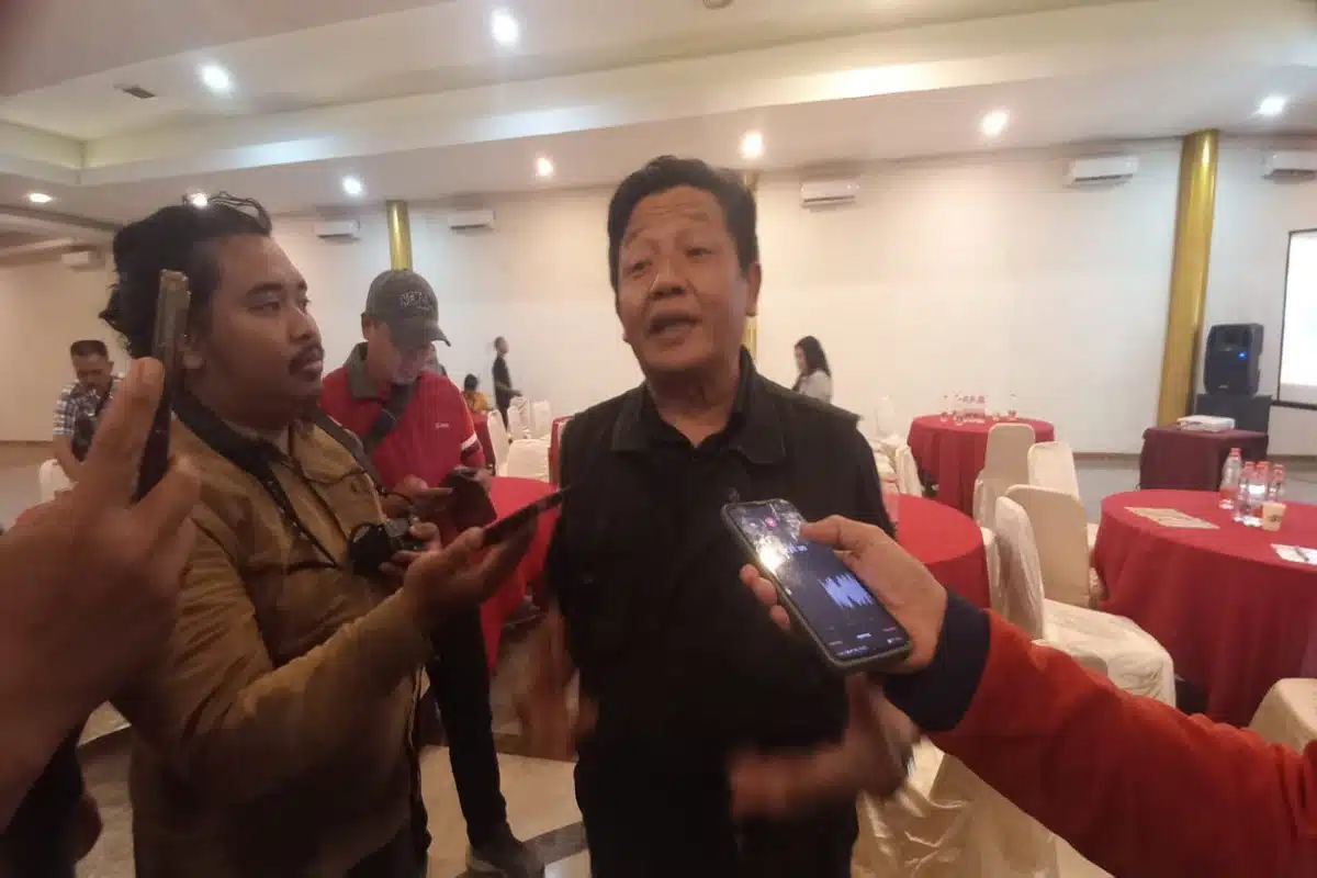 Guntur Wahono saat memberikan keterangan kepada wartawan usai kegiatan sosialisasi nilai Pancasila di Kabupaten Blitar, Rabu (29/4/2026).