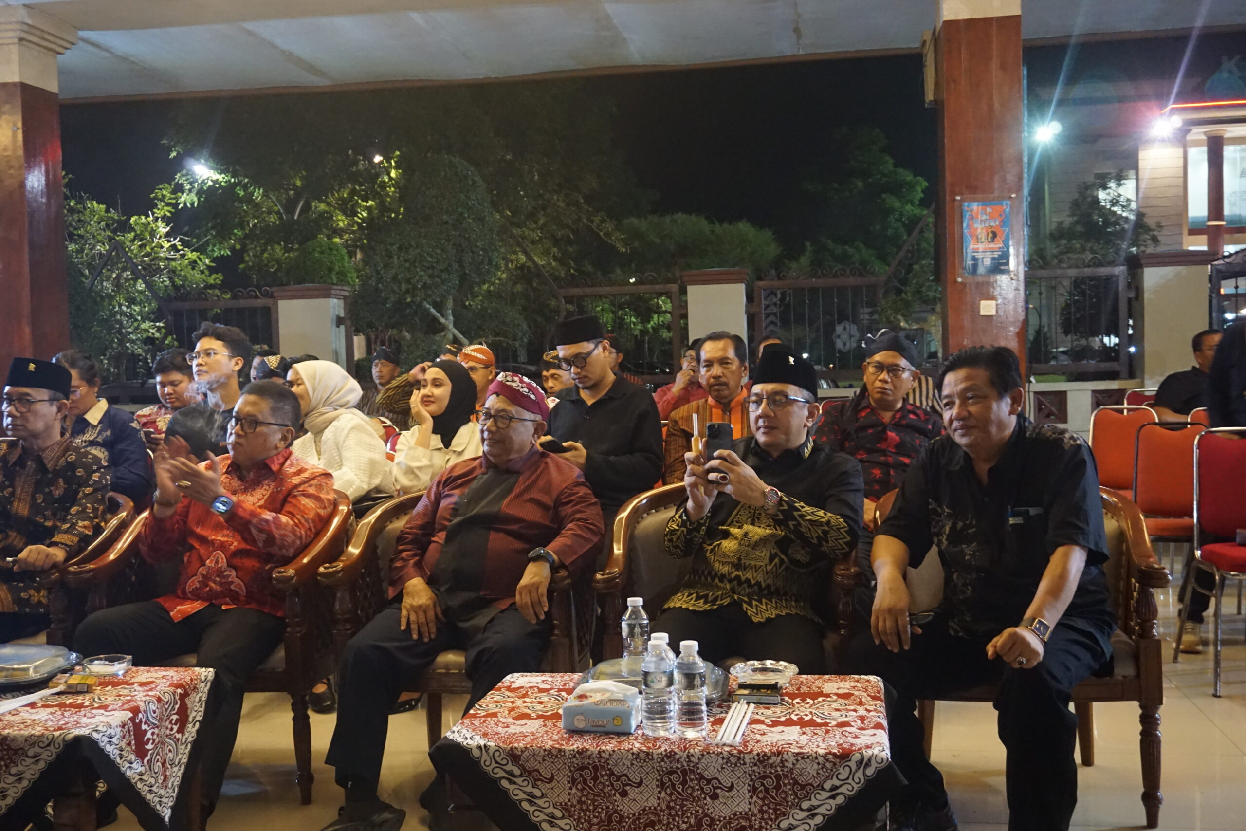 Dari Wayang hingga Macapat, PDIP Kabupaten Blitar Jadikan Bulan Bung Karno Milik Rakyat - Patriapos