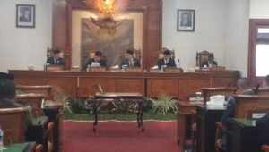 DPRD dan Pemerintah Daerah Tulungagung Resmi Sepakati Ranperda Pertanggungjawaban APBD 2025, Wujudkan Tata Kelola Keuangan yang Akuntabel DPRD dan Pemerintah Daerah Tulungagung Resmi Sepakati Ranperda Pertanggungjawaban APBD 2025, Wujudkan Tata Kelola Keuangan yang Akuntabel - Patriapos