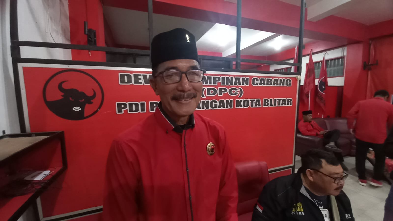 189 Kader Dilantik, PDIP Kota Blitar Perkuat Ranting dengan Gen Z dan Perempuan 189 Kader Dilantik, PDIP Kota Blitar Perkuat Ranting dengan Gen Z dan Perempuan - Patriapos