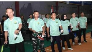 Suasana pembukaan Kejurkab Bulutangkis Tulungagung 2026 di GOR Saribumi, Desa Boro, Kecamatan Kedungwaru, Rabu (16/9/2026).