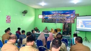 Polres Blitar memperkuat kesiapan pengamanan Pilkades Serentak 2026 melalui rapat konsolidasi dan koordinasi bersama Forkopimcam serta panitia Pilkades di wilayah Kecamatan Gandusari, Selasa (15/9/2026).