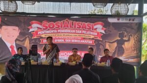 Kegiatan sosialisasi penguatan kelembagaan dan pengembangan seni tradisi Langen Beksan bersama para pelaku seni budaya di Cafe Omah Babe, Kecamatan Kesamben, Kabupaten Blitar, Kamis (29/10/2026).