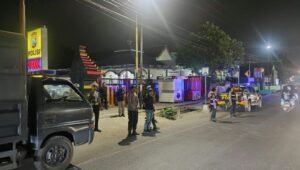 Polres Blitar menggelar patroli Kegiatan Rutin yang Ditingkatkan (KRYD) pada Sabtu malam (10/10/2026).