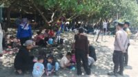 Polsek Panggungrejo Patroli Pantai Serang, Wisatawan Diimbau Waspada