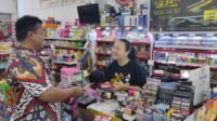 Dari Sembako hingga BRILink, Nofiliya Kembangkan Usaha di Pasar Legi Blitar