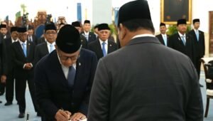 Prosesi pelantikan anggota Dewan Pertimbangan Presiden (Wantimpres) di Istana Negara, Jakarta. Foto: Dok. Sekretariat Presiden.
