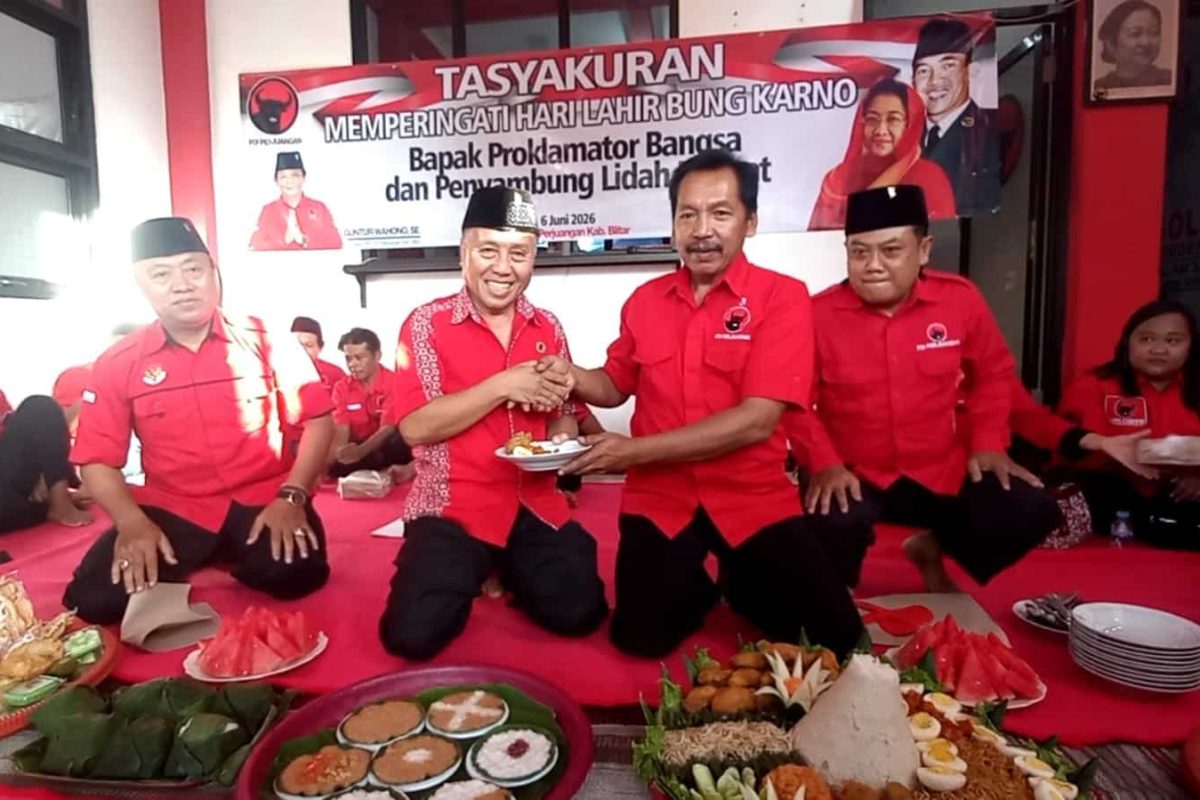 IMG-20260606-WA0005 Suasana tasyakuran Hari Lahir Bung Karno yang digelar DPC PDI Perjuangan Kabupaten Blitar di Kantor Sekretariat DPC, Sabtu (6/6/2026).