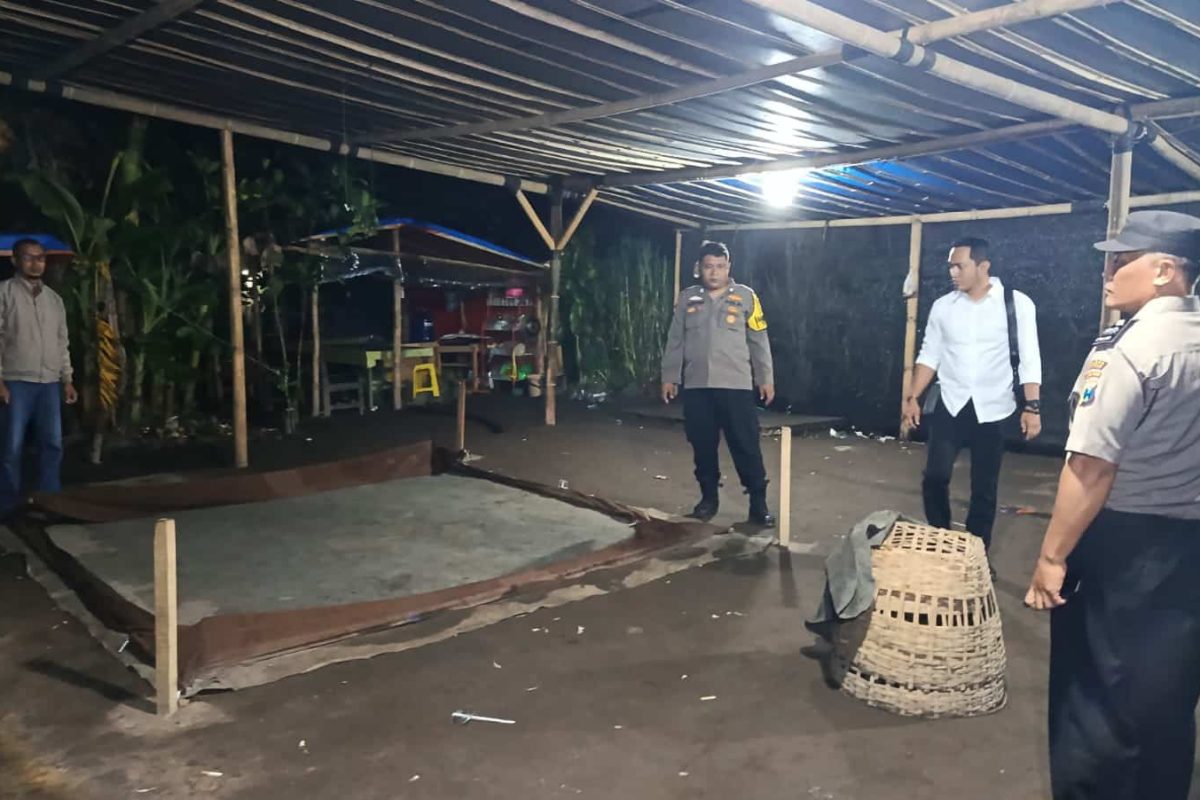 IMG-20260608-WA0002 Gerak cepat Polsek Garum! Dugaan arena sabung ayam di Dusun Kemloko, Sidodadi, Blitar, langsung dibubarkan usai laporan warga, Minggu (7/6/2026).
