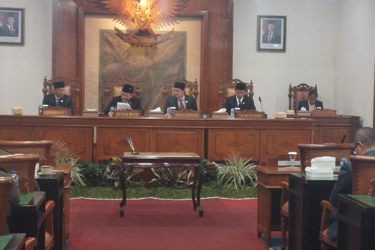 IMG-20260723-WA0000 Rapat Paripurna DPRD Tulungagung menyetujui bersama Ranperda Pertanggungjawaban Pelaksanaan APBD Tahun Anggaran 2025, Rabu (23/7/2026).