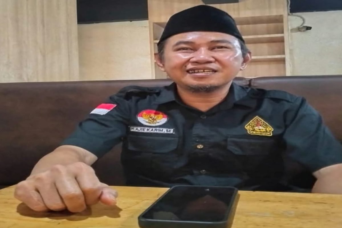 H. Aji Karim, Ketua Pendawa, menyampaikan ucapan selamat HUT ke-27 DPP Pendawa Indonesia serta mengajak memperkuat semangat keberagaman dan kekompakan. H. Aji Karim, Ketua Pendawa, menyampaikan ucapan selamat HUT ke-27 DPP Pendawa Indonesia serta mengajak memperkuat semangat keberagaman dan kekompakan.