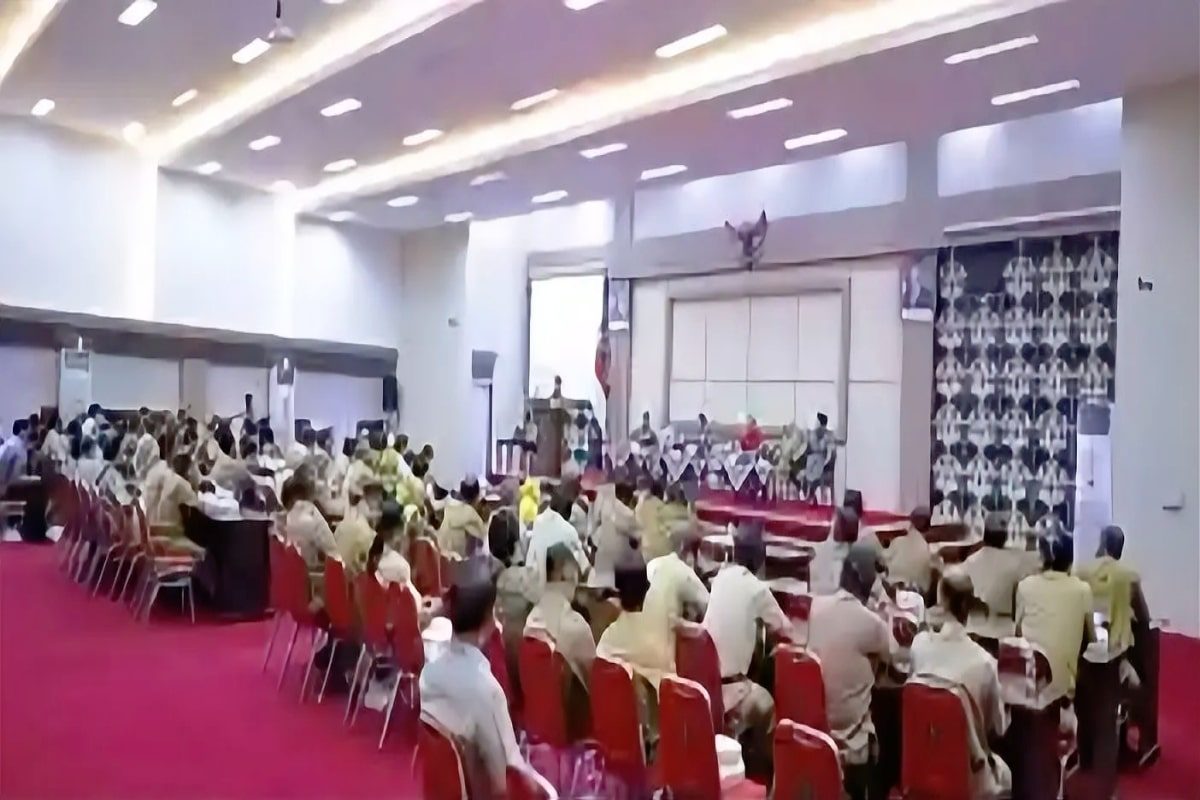 Suasana rapat koordinasi redistribusi tanah 2026 di Kabupaten Blitar.